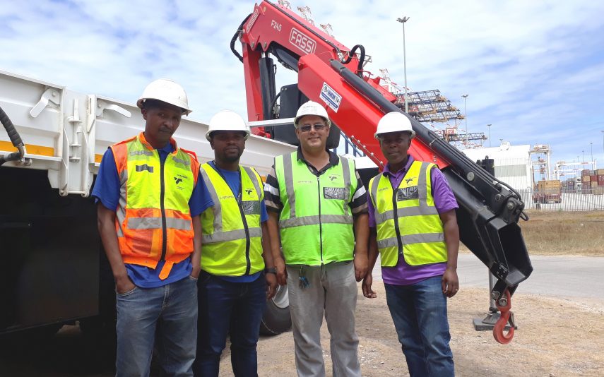 R1,8-million ‘giant fishing rod’ for Port of Ngqura